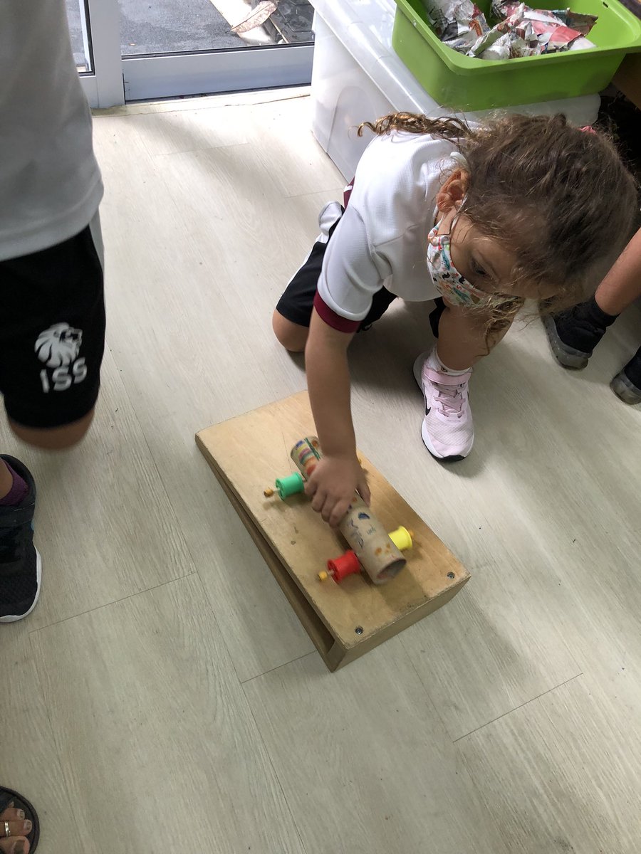 HimaV5's tweet photo. Kindergarten explore simple machines- wheels and axles. #isspride https://t.co/D3USkYvOWR