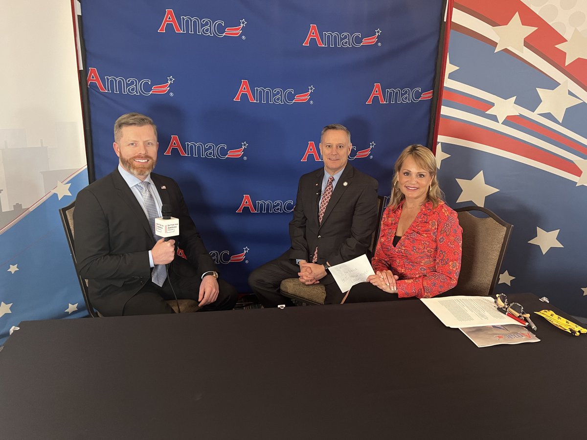 AMACforAmerica's tweet photo. Had the privilege to sit down with Rogan O'Handley, a former Hollywood entertainment lawyer turned conservative commentator. He's best known as @DC_Draino on Instagram!
#AMACforAmerica #AMACatCPAC #CPAC2022 https://t.co/UVbcCbic17