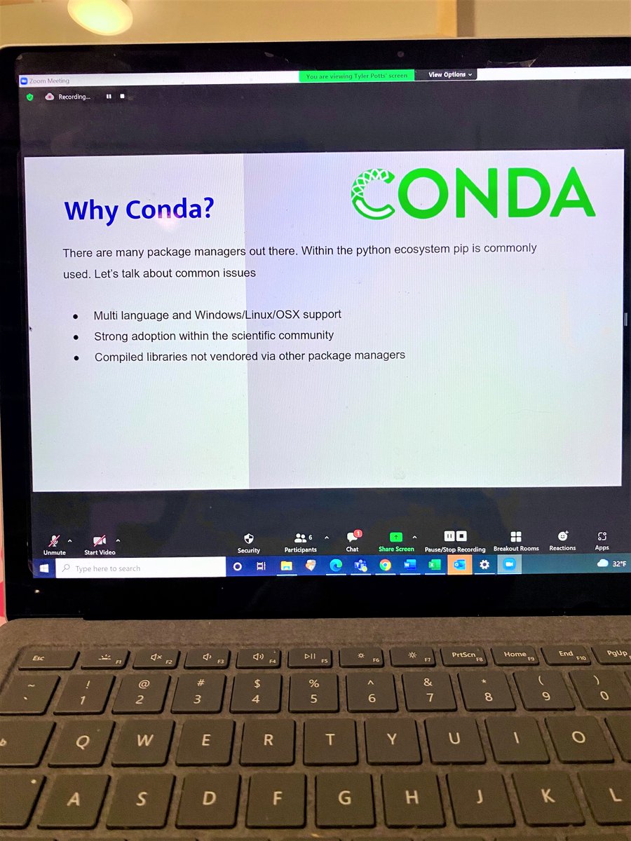 MetroStarSystem's tweet photo. Ever wonder how you can get passages in an air gap system on Conda-Store? Join our virtual meetup and find out! #PyData #CondaStore
https://t.co/aIAJdZkqlv https://t.co/sZaINCL8AP