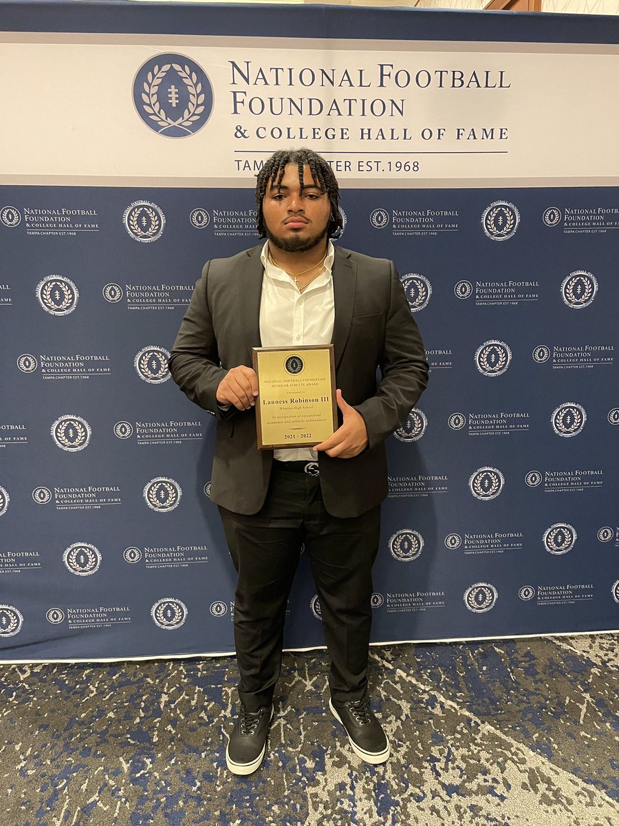 Tr3yRobinson_'s tweet photo. I would like to thank @NffTampa for recognizing me last night as one of this years scholar athletes. @HCPSAthletics @WhartonHighFB @RecruittheW #GetMore https://t.co/0i9RdK7e59