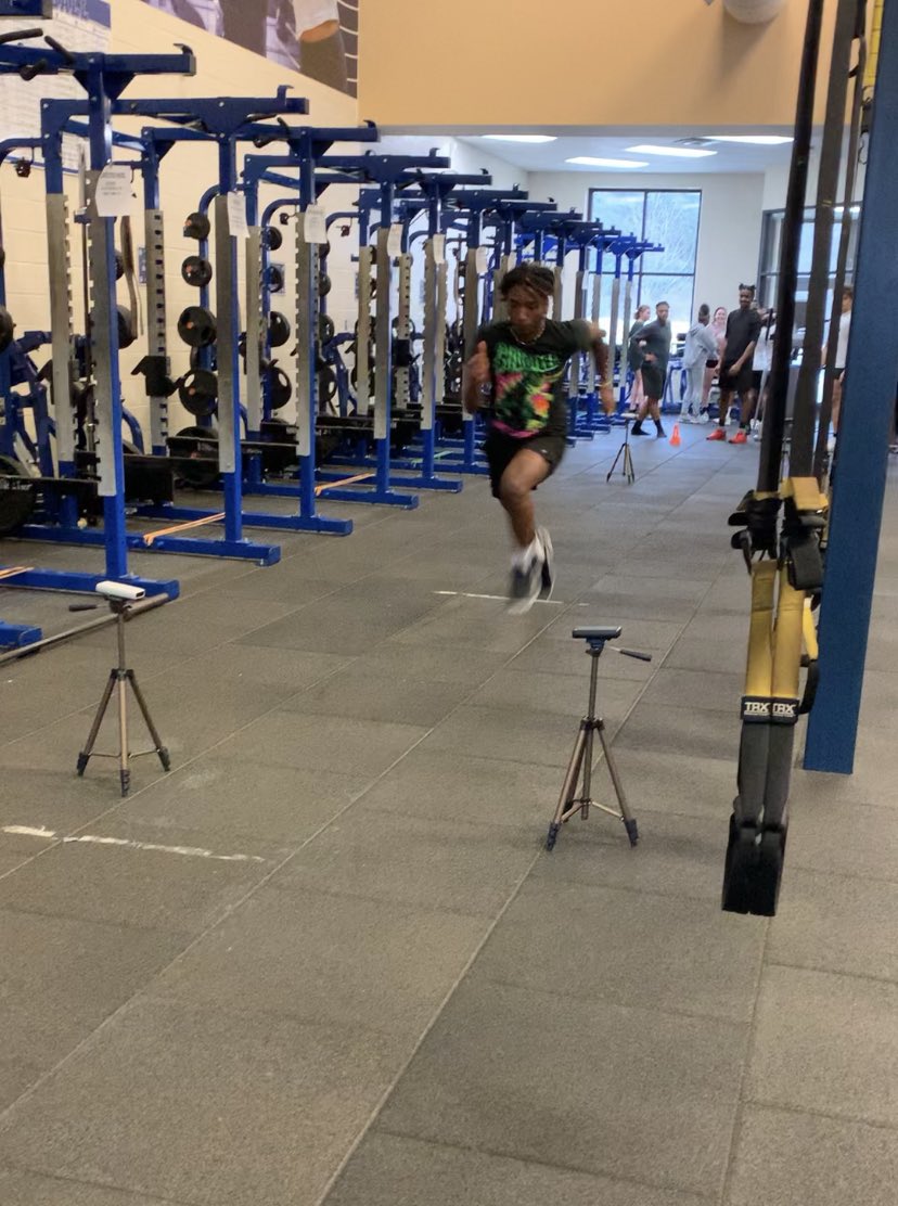Repeated our first sprint variation yesterday. Instead of posting top 3 times, wanted to highlight that EVERYONE that was there for both workouts improved their time! Continuing to see new faces…any fall or winter sport athletes looking to compete…come on out! <a href="/HHSBigBlueAD/">Big Blue Athletics</a>