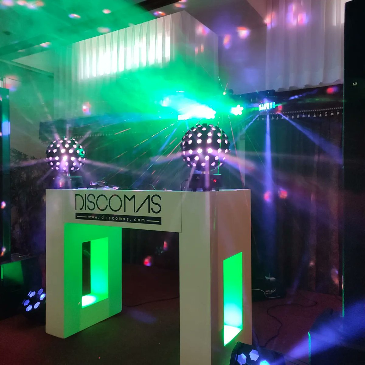 Noche de comadres, nuestros equipos 🔊 sonando en el Hotel Begoña centro y en el Hotel Begoña Park 🏨