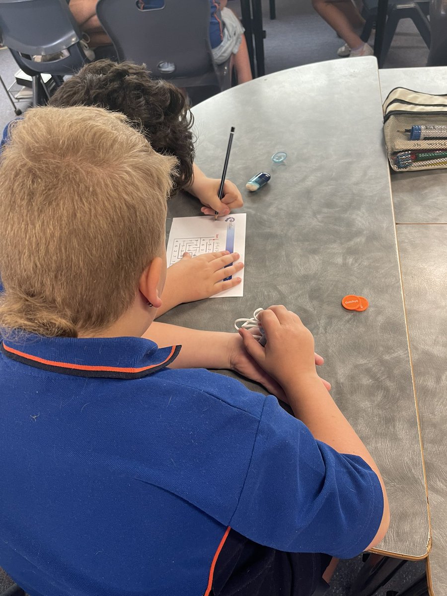 MrsLoweWheeler's tweet photo. 4F practising working in partners effectively to solve the @nrichmaths Maze 100 problem. “We got 98 which means we need two more”  @AitkenCreekPS https://t.co/tnnMetBcMS