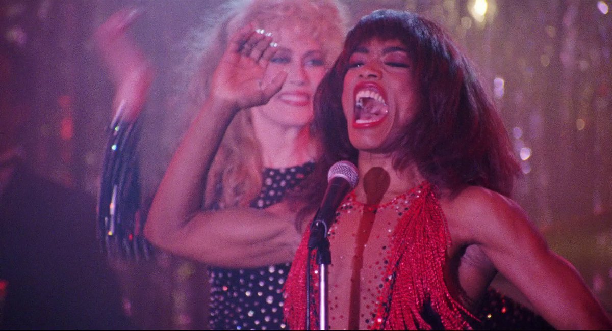 She s got the love. Tina Turner 1993. На что способна любовь.