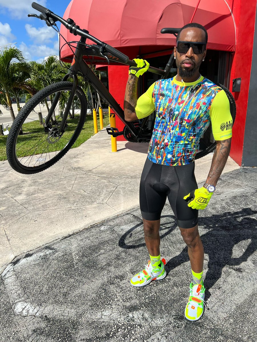 IAMSAFAREE's tweet image. Picked up a new love ❤️🙏🏾 Best reset in my life. Thank God