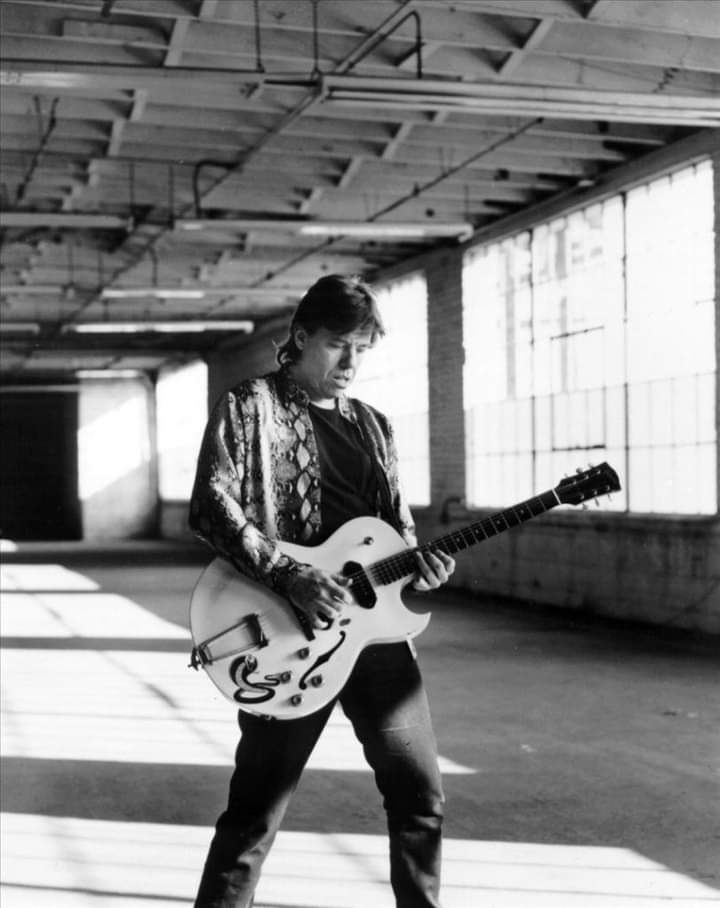 Happy Birthday to George Thorogood who turns 72 today! 