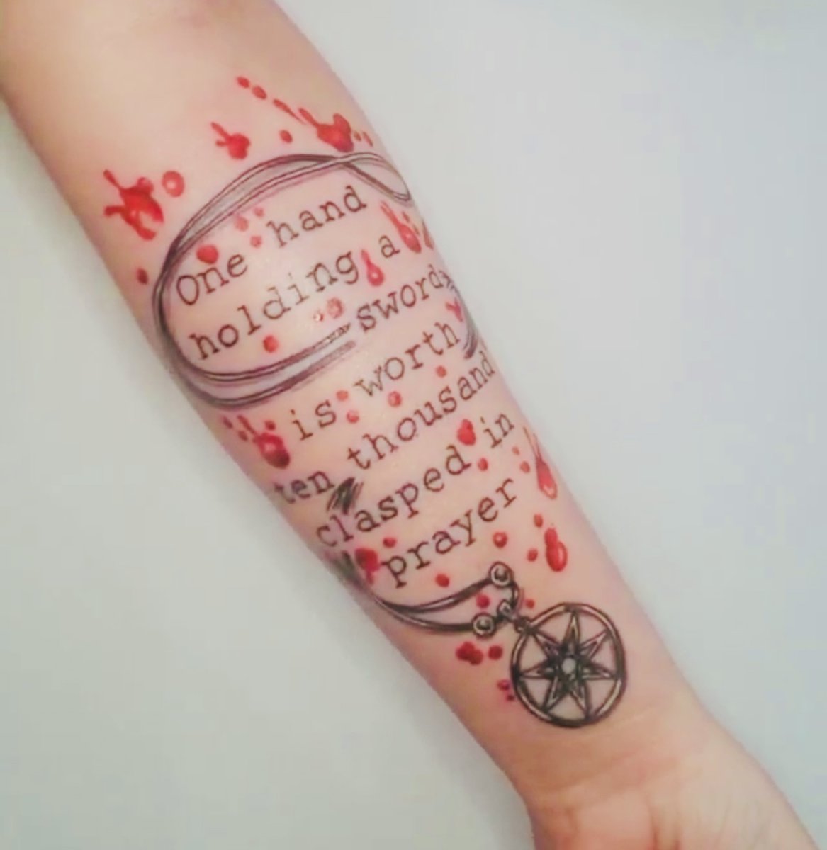 misterkristoff's tweet photo. Never ceases to amaze me that my words can mean so much to people that they'll carve them into their bodies for life.
🖤⚔️🦇
#etov #empireofthevampire https://t.co/htyuGS5Pkk