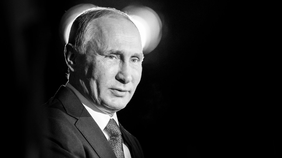 TheTorontoSun's tweet photo. WATCH >> MAD AS A VLADDER: Who is Russian dictator Vladimir Putin? Like, really? #Ukraine #NATO #Dictactor Via @HunterTOSun 
CLICK: https://t.co/O8ZvkpfzPZ https://t.co/glVIXBF5HW