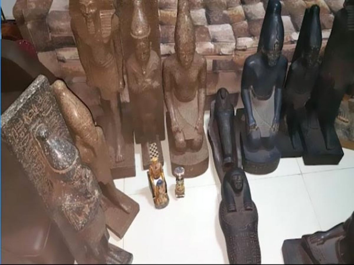 و الله يا جدي الواحد عايز يتجوز و يجيب عربية و محدش هيحل الموضوع دا غيرك