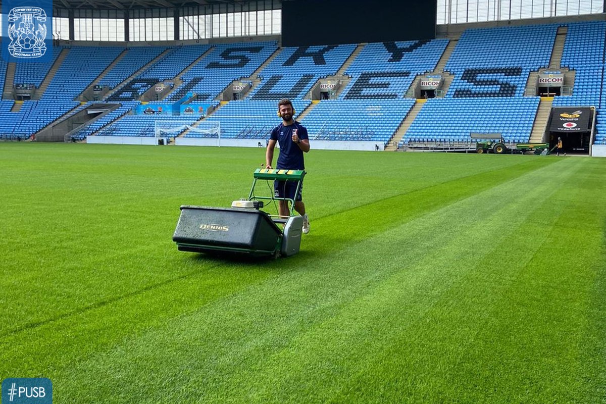 Coventry_City's tweet photo. INTERVIEW: To mark #GroundsWeek, we speak to apprentice groundsperson Pete Dawson about his role and journey in the industry so far.

➡️ https://t.co/aZwCc1RSLq #PUSB https://t.co/AJis0LfJok