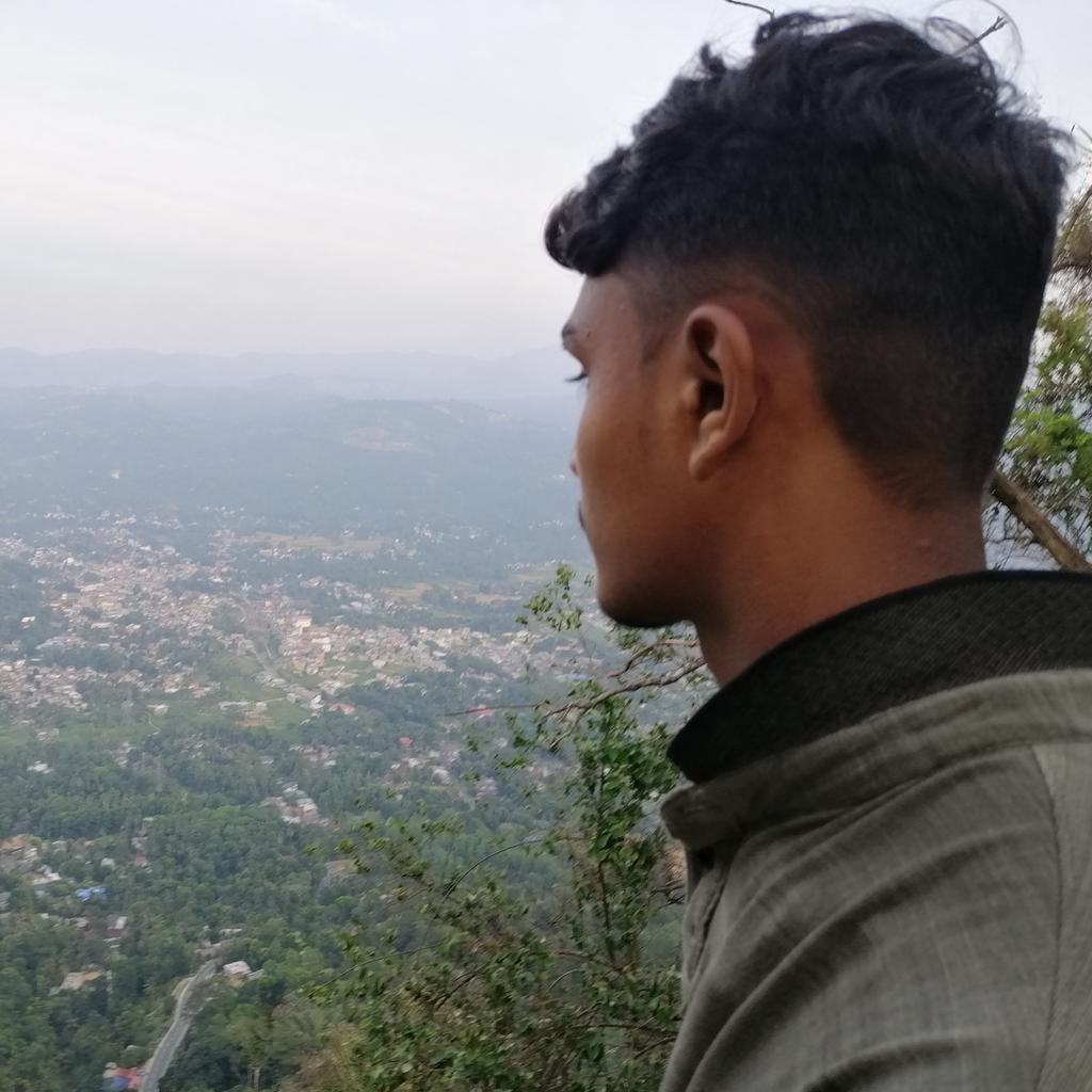 DON83525815's tweet photo. #NewProfilePic https://t.co/YRZQ5m3LtY