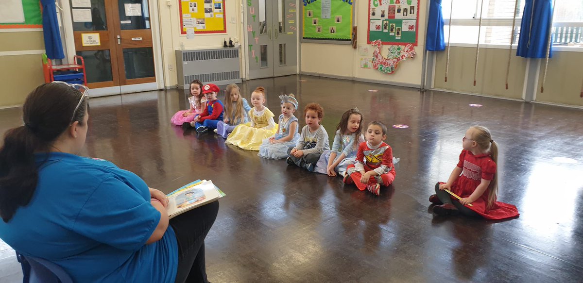 BrynGarthSchool's tweet photo. We were super duper lucky to have members of Chloe and Sophie’s Special Ears Fund visit yesterday. An amazing charity that raises deaf awareness; every child left school on World Book Day with a book featuring a character with a hearing impairment. #cssef https://t.co/BKFqaH6FiJ