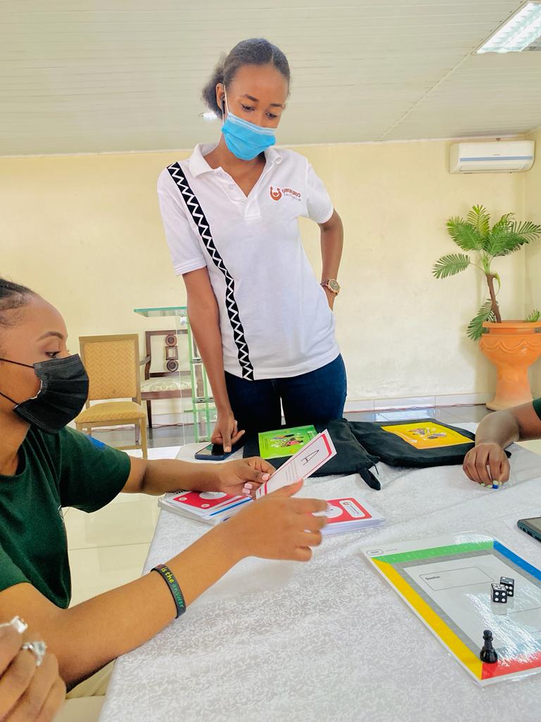LadyvividUR's tweet photo. Time To have some Fun in an Educative way with Urukundo Board Game from @urukundo_initia 🥳. @Uni_Rwanda @UR_CMHS @umubyeyi_rw @SimbiF @karemerajo011 @RemeraUrsu #RwOT https://t.co/dFXwRo7HHo