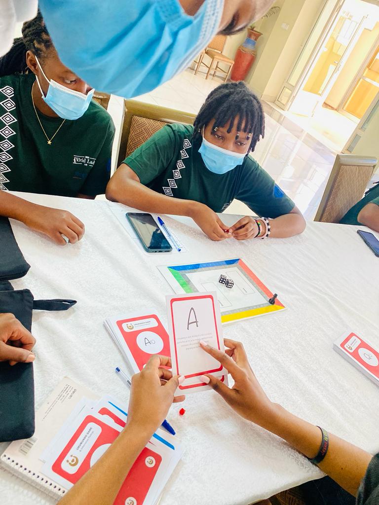 LadyvividUR's tweet photo. Time To have some Fun in an Educative way with Urukundo Board Game from @urukundo_initia 🥳. @Uni_Rwanda @UR_CMHS @umubyeyi_rw @SimbiF @karemerajo011 @RemeraUrsu #RwOT https://t.co/dFXwRo7HHo