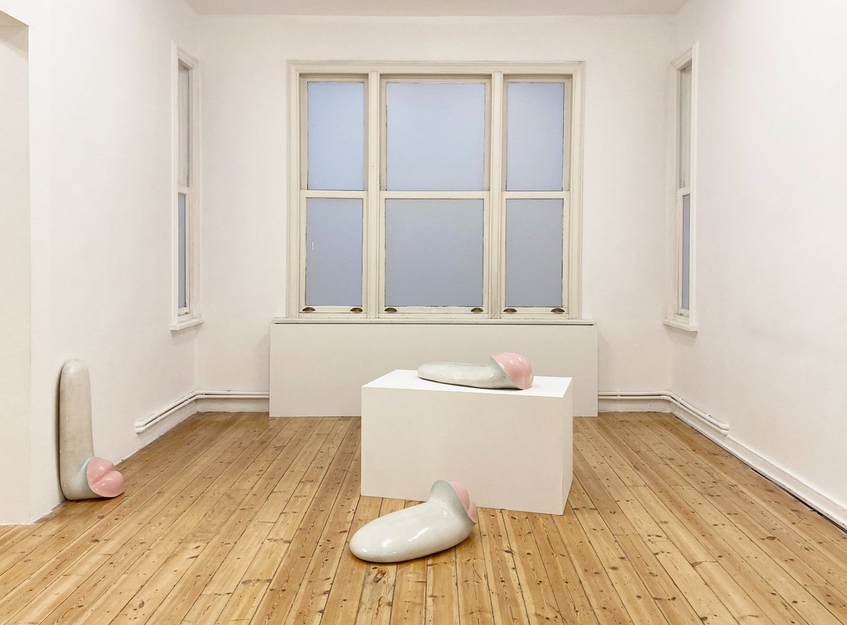 Harumi Nakashima'nın 80'li yıllarda gerçekleştirdiği seramik üretimlerini izlemek için son iki gün! 

Last two days to view the ceramic productions of Harumi Nakashima in the 80s.

#HarumiNakashima
#Ceramic
#Art
#contemporaryart