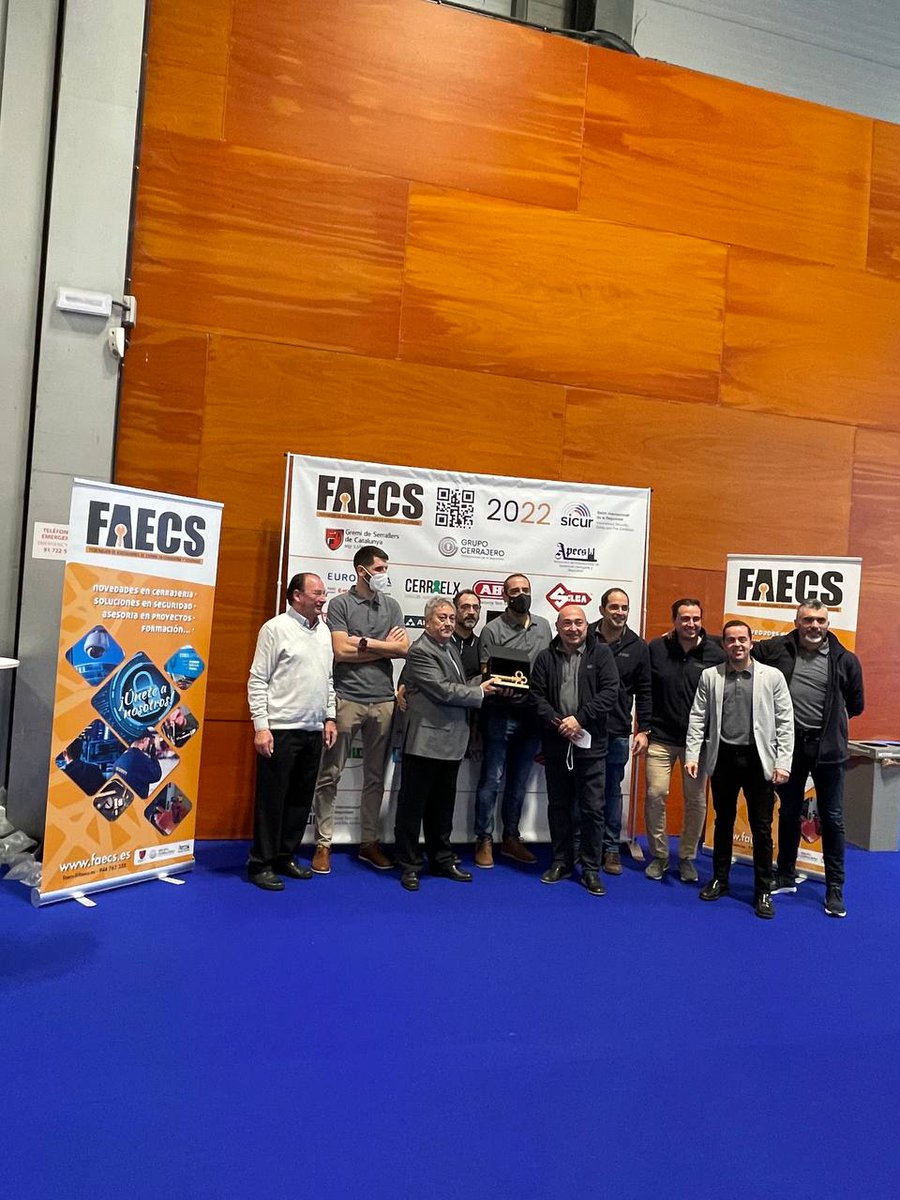 Grupocerrajero's tweet photo. 📸 Algunas imágenes que ha dejado nuestro paso por #Sicur2022, que se celebró en Ifema Madrid.

🙌 Que tengáis un estupendo #findesemana  🌞🌞
https://t.co/48TkwQGkdg https://t.co/QITtU0ZDyv