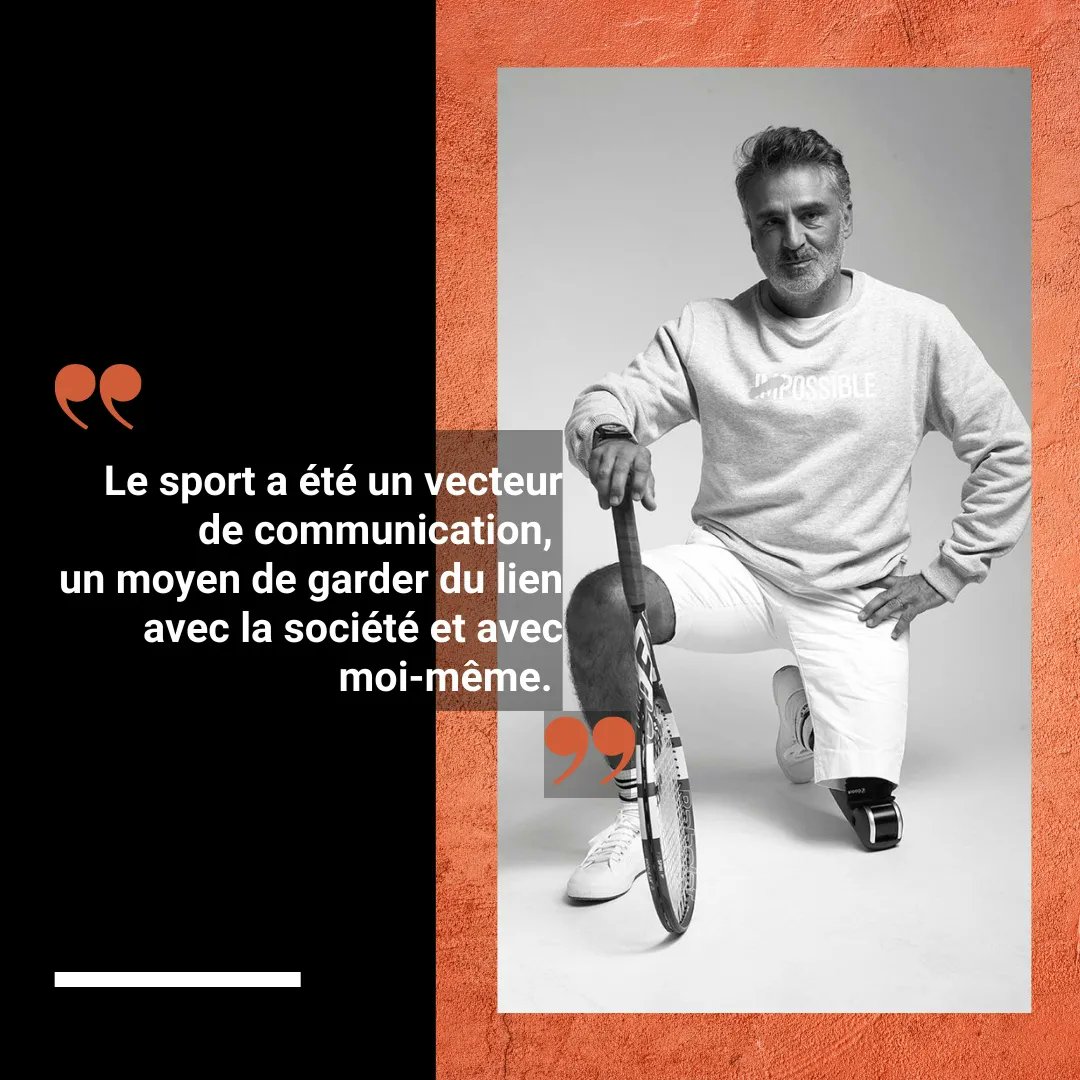 SinonMagazine's tweet photo. Stéphane Houdet a frappé ses premières balles à Pornichet 🎾

Ancien vétérinaire, il est désormais champion de tennis🏆

Vainqueur de titres du Grand Chelem et même porte-drapeau aux Jeux Paralympique.

Rencontre.

#sinon #magazine #tennis #sport #handisport #jo #pornichet https://t.co/pPxxbBUDuw