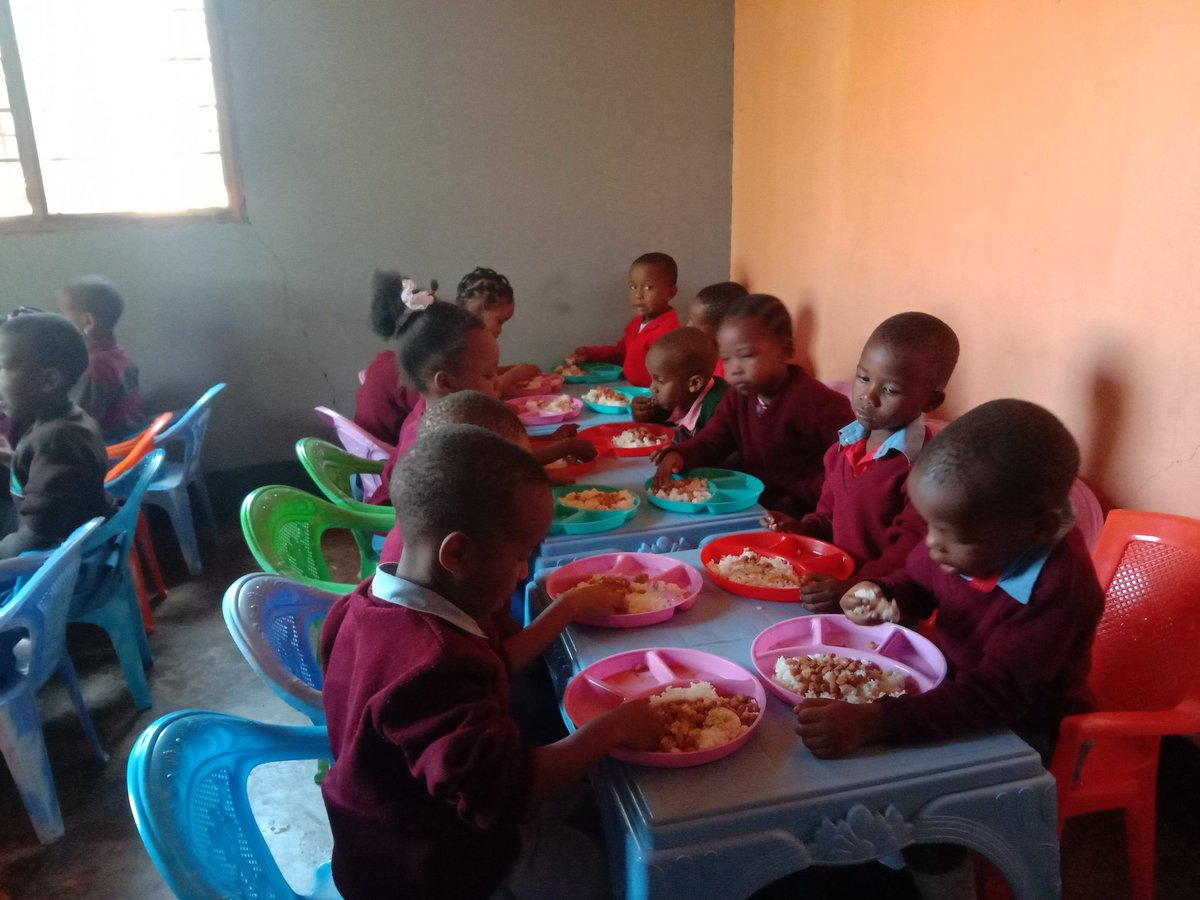 FreeGenerationA's tweet image. Lunch time..! 😋 
#teamchanges 
#WeBelieveInChanges