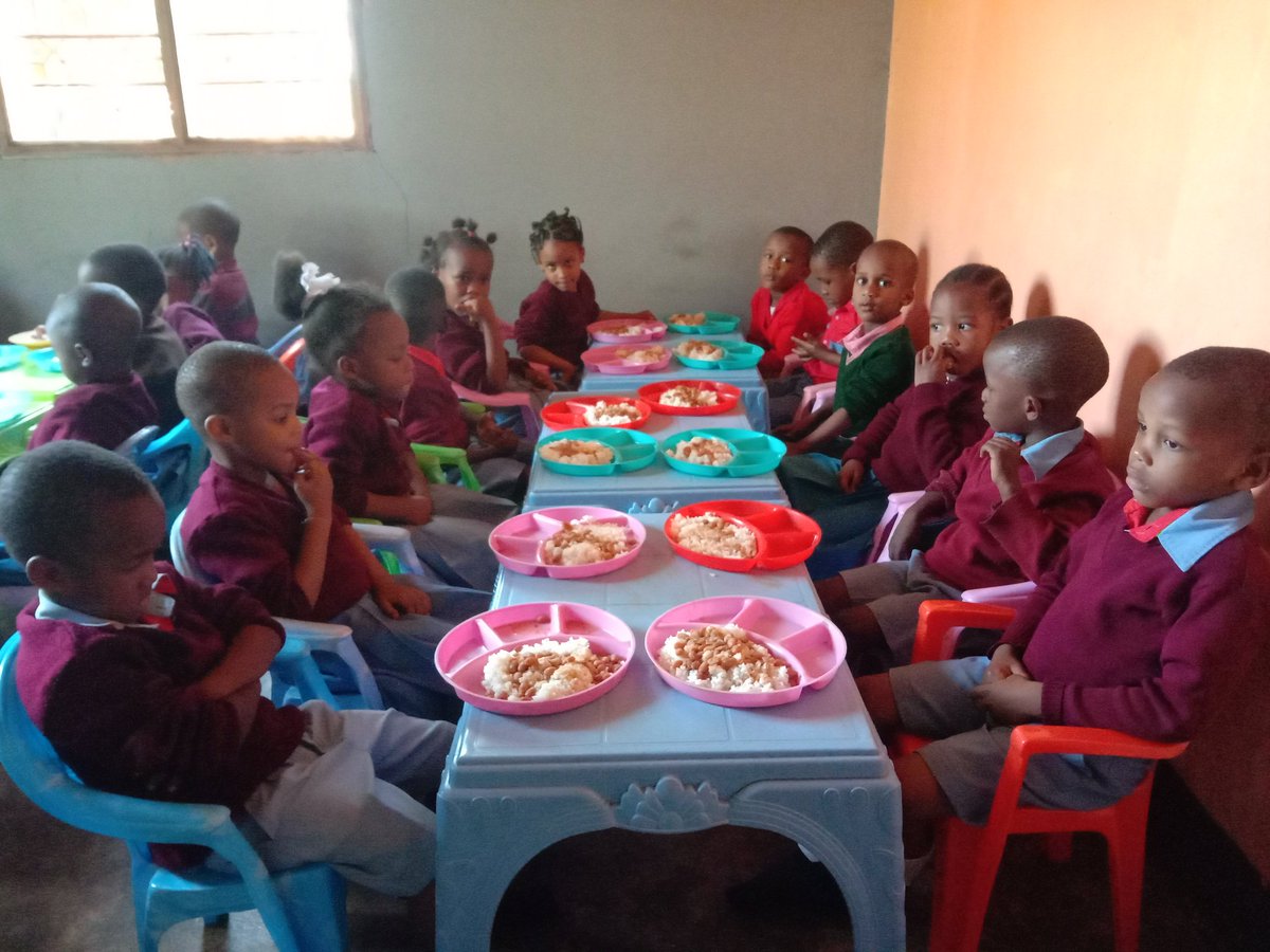 FreeGenerationA's tweet image. Lunch time..! 😋 
#teamchanges 
#WeBelieveInChanges