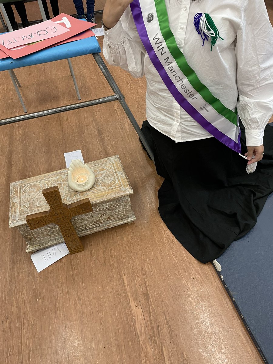 stjohnsrcpta's tweet photo. @St_Johns_RC congratulations to Year Six Cedar for a wonderful and beautifully performed assembly on #suffragettes and current issues. Fantastic work - thanks to all staff and children. Thanks also to parents for supporting the #PTA coffee morning ☕️👏⭐️ https://t.co/8wMEQNdAiI
