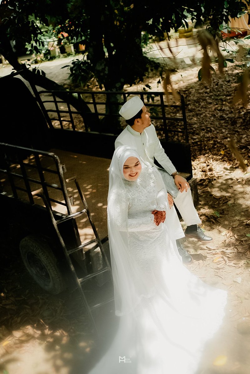 KAKOCoffee's tweet image. Selamat menempuh hidup baru, 
@hellocukong &amp;amp; Dina. 
Semoga menjadi keluarga yang Sakinah Mawaddah Warohmah. 😇
.
.
.
Yeayyy Anak Kakoo makan rendang 🥳