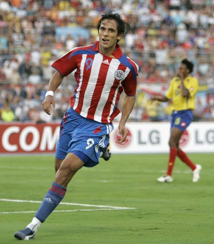 HistoriaDelftb4's tweet photo. 28 de Junio del 2007
Paraguay 🇵🇾 5 🇨🇴 Colombia 0
#CopaAmerica2007 https://t.co/VnRCMF9KKk
