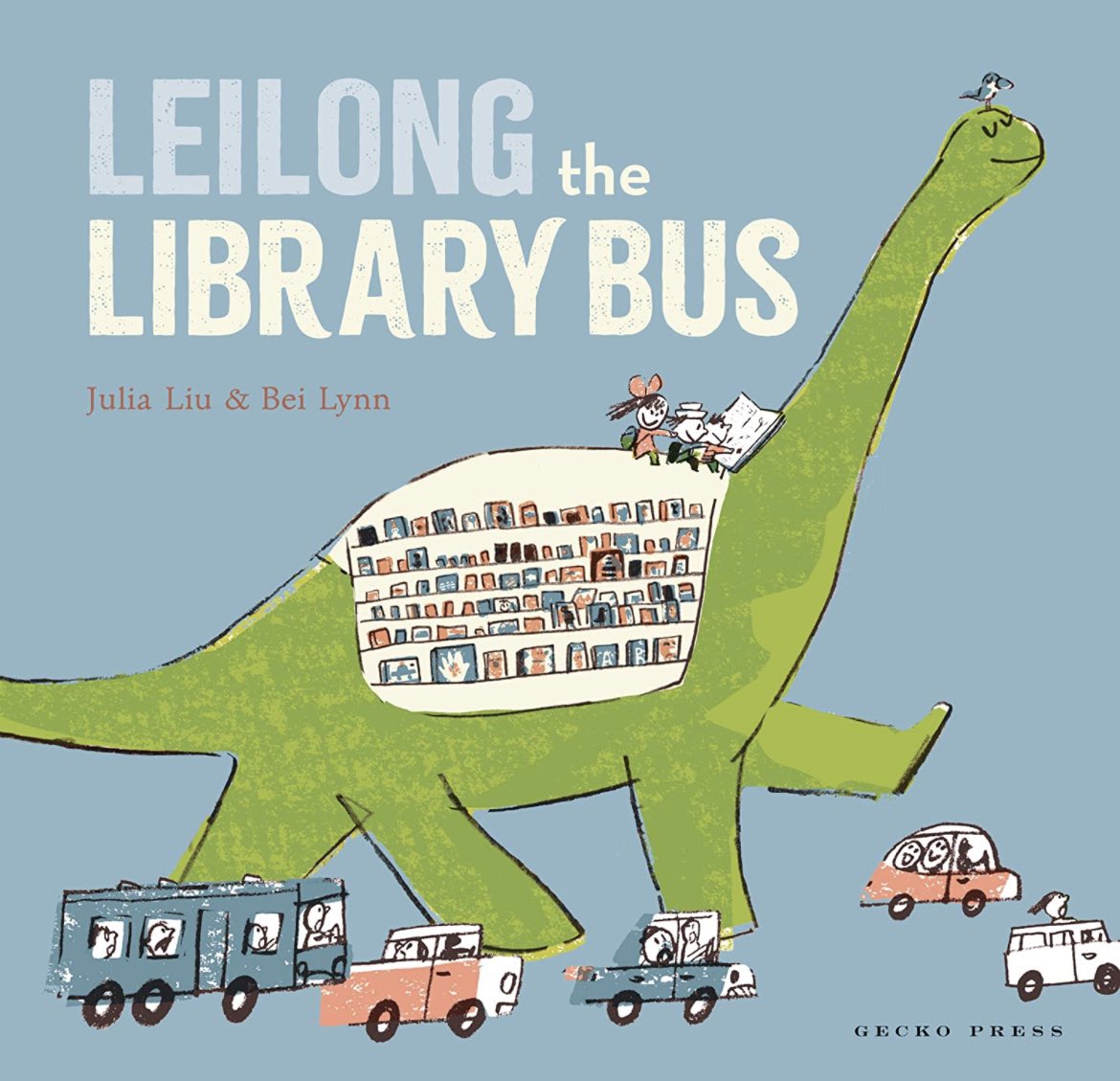 HISchoolLibrary's tweet image. … and in Assembly we looked at books which have been translated into English and everyone drew a sentence to see how the same story can be told many different ways (thanks @carlemuseum for the idea!). Then I read Leilong The Library Bus. 🌍📘☀️Thank you @WorldBookDayUK!