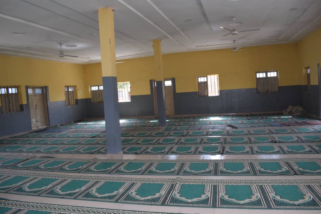 ansarhdogara's tweet photo. #Kwariatwork 
Construction of Juma’at Mosque at Bareda, Saya Saya Ward, Ikara LGA by Senator Suleiman Abdu Kwari. 

Status: Completed 

©️Kwari Media Team https://t.co/I2xetNSHrT