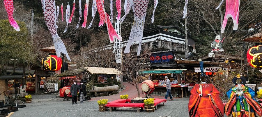 いろり山賊 ってどんなとこ 山口県岩国市にある夢とロマンが詰まったテーマパークレストラン 旅行 お出かけの情報メディア