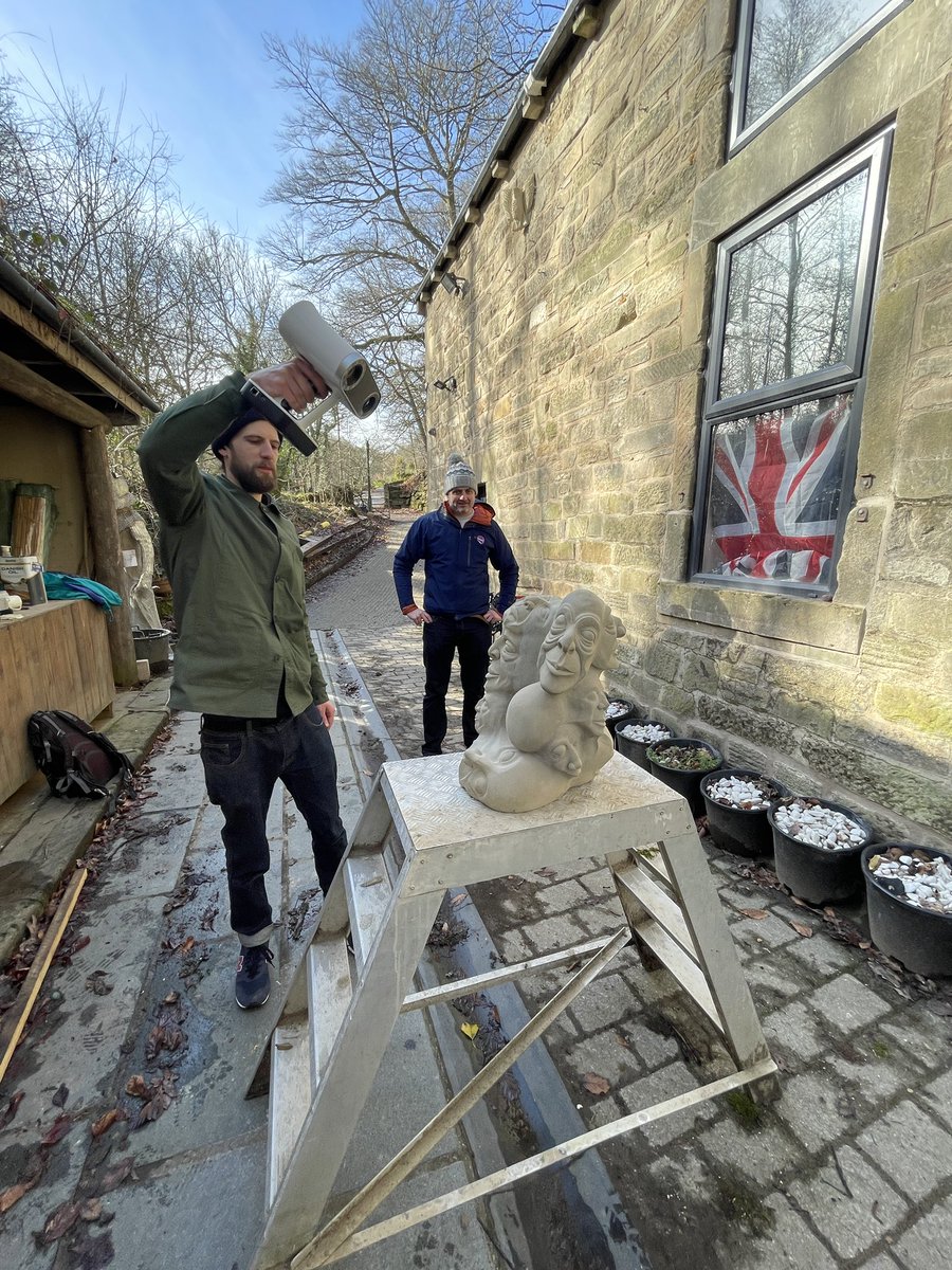 Andrew Vickers Art (stoneface) tweet media