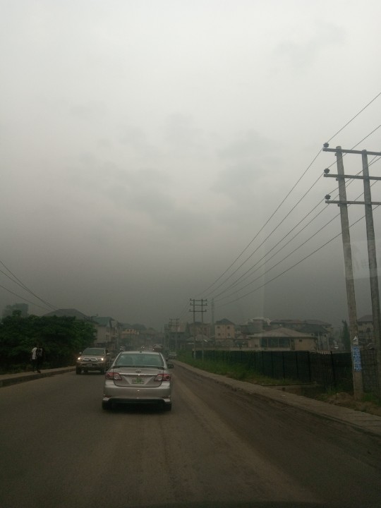 StopTheSoot's tweet photo. It's 7.50am on Friday March 4th and here is the sky in the Trans Amadi, NLNG and Old GRA areas of #PHCity . What's your area looking like this morning? Show us. #StopTheSoot  @OTundeBello @eugeneabels @NigeriaInfoPH @AskPHPeople @PHMicroscope @BelieveAllPage @phspecials https://t.co/oHO8HXxG1Y