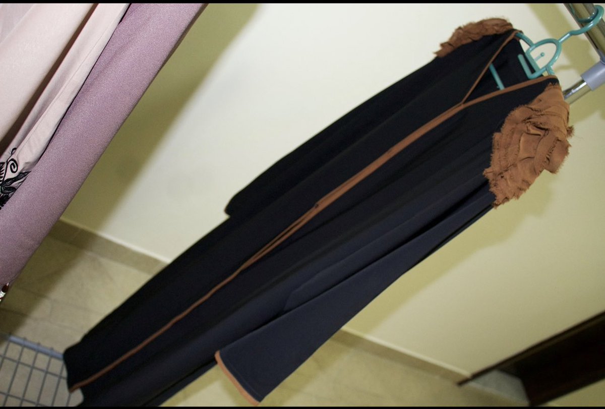 Amiiiraaaaahhh's tweet photo. Our very first collection😍

These are the kind of unique designs we want yo bring back because we want our customers to feel unique whenever they wear one of our designs🙌🏽🙌🏽

#amraabaya #weardifferent https://t.co/sZzBHIchgW