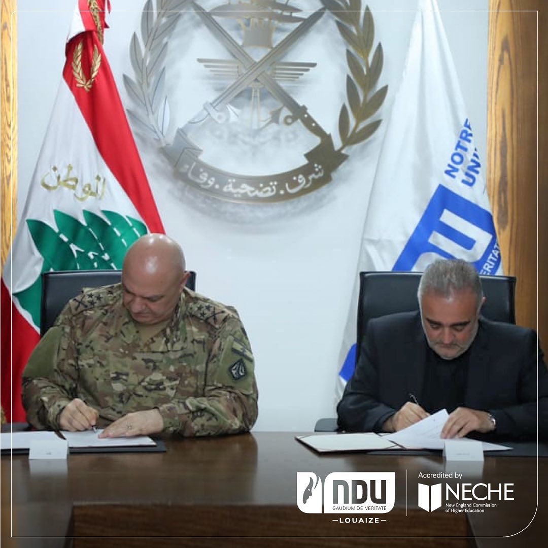 NDU_Louaize's tweet photo. NDU signed an MoU with the @LebarmyOfficial in the presence of the LAF Commander General Joseph Aoun @AounCommander and NDU president @perebechara.
This relation aims at giving the Lebanese Army the opportunity to benefit from NDU experts and resources.
#NDUevents #NDUOutreach https://t.co/rqsbW1mMgD