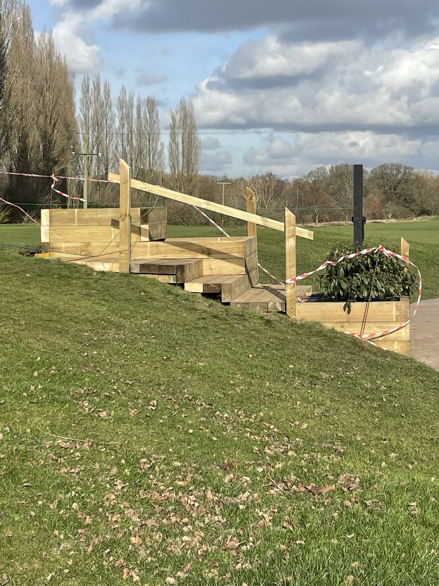 Hampton 1st tee steps and planters nearly finished