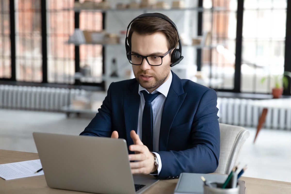 LouiseCryer's tweet photo. Choose a cloud-based PBX for your business to enable flexible working, save money and stay in control  https://t.co/gdoCT5fkUz https://t.co/t3Gk8tXxS8