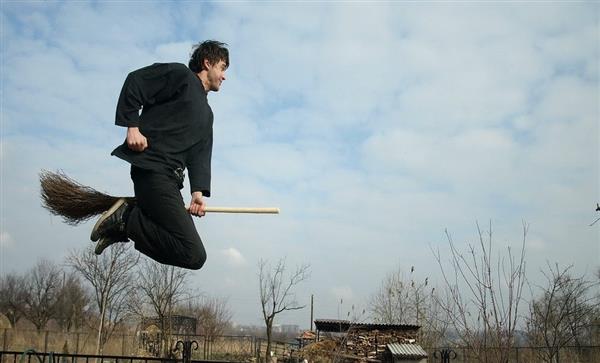 Аэротруба тюмень. Аэропоток аэротруба. Михал навратил. Полющий. Аэротруба fly family.