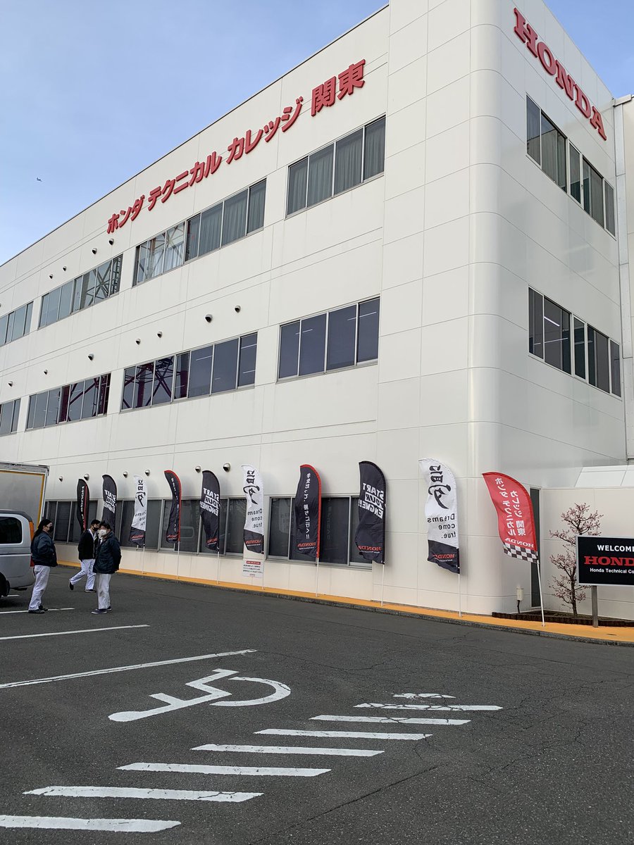 ひろや tweet media