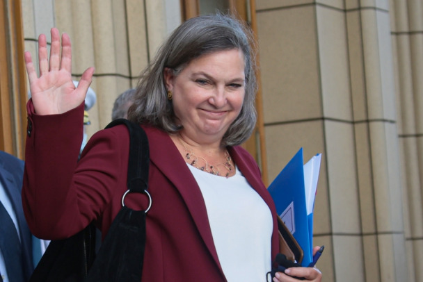 Нуланд: санкции против России отменят в случае прекращения военной операции на Украине  47news.ru/articles/20845…