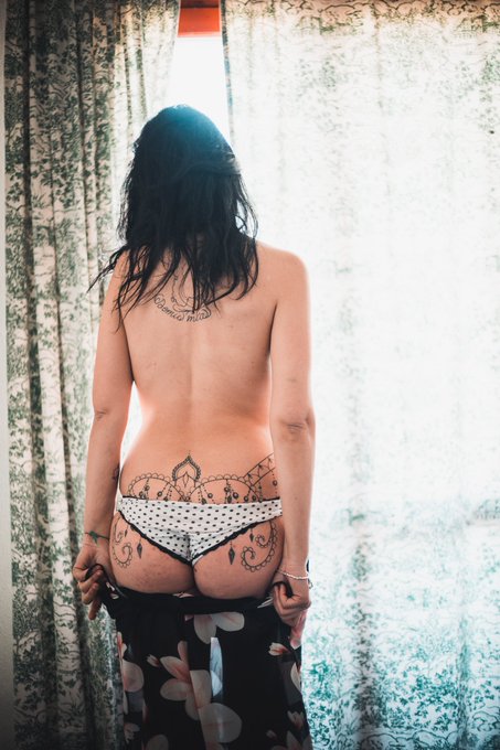 Yoma_gold_real’s pics and videos