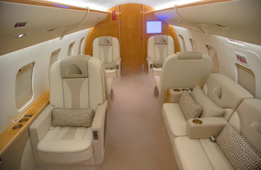 If you want to travel to London for Davido's concert with a private jet I have a Challeger 605 jet (11 seater) available now.
Please RT for awareness.