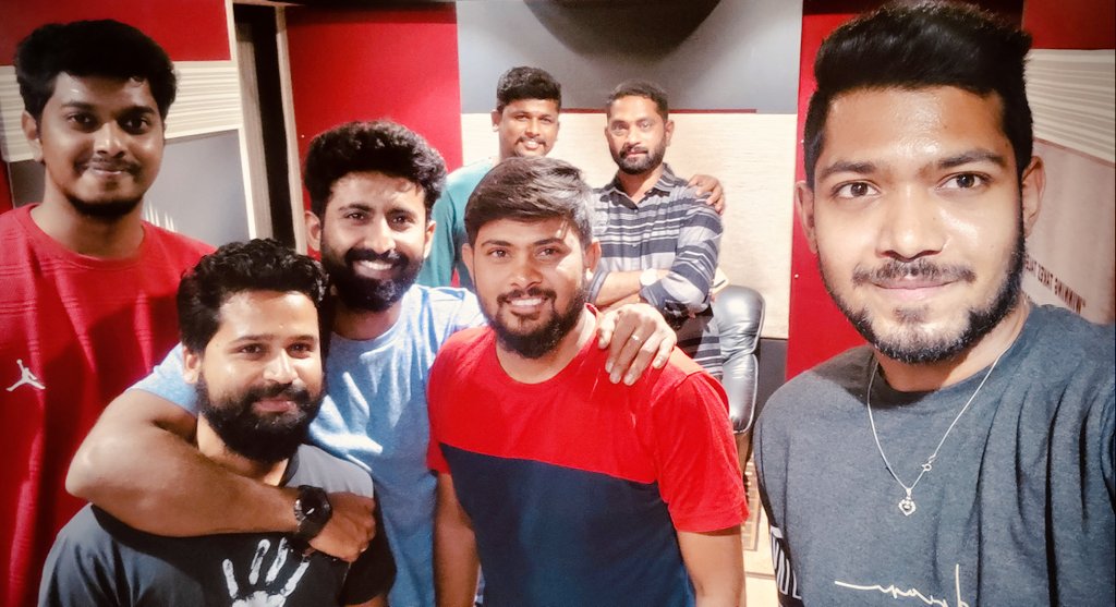 Actor_Mahendran's tweet photo. Glad to record this amazing bundle of talent @sivaangi_k for our movie #AmigoGarage..🔥 Amazing voice 💓 And yeah...It's a duet number any guesses about male singer😋😉

@prasanthryk @composerbala
@kukarthik1 @AntonyLRuben @GMSundar_ @teamaimpr https://t.co/uKXiNV1LeS