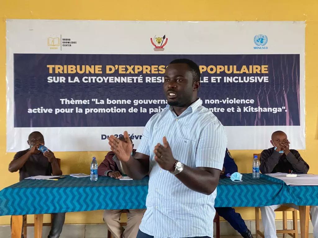 Uhuruknowledge's tweet photo. #TribuneduPeuple 2 : 
Les jeunes ont partagé leurs questionnements et leurs recommandations pour l'amélioration de la sécurité pendant l’état de siège à Kitchanga tout en jouant leurs rôles de collaboration et d'implication dans le système d’alerte.
#UhuruKnowledge #Paix #Monusco https://t.co/LUmeGSSl7L