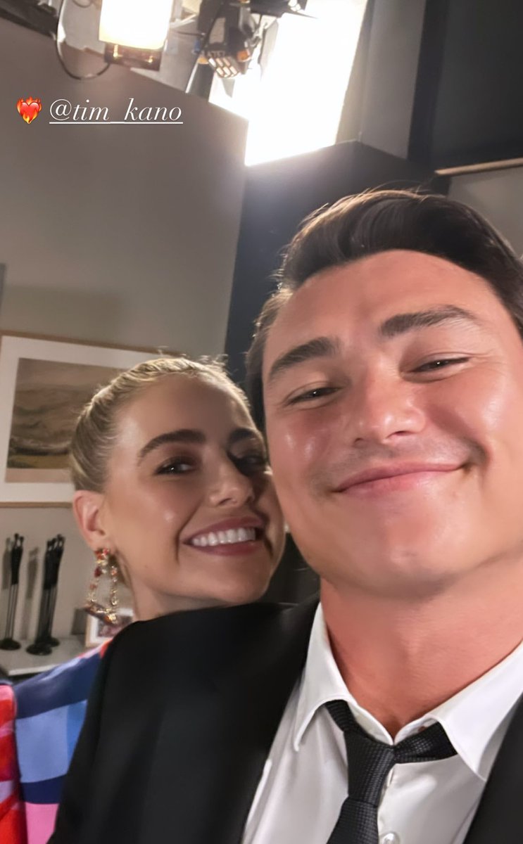 Sleepless121's tweet photo. From Aprils IG ~ with Tim #Chleo 🔥. And Bek ❤️ #Neighbours https://t.co/YTUHvrN97w
