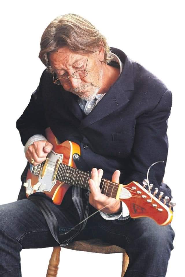 Happy Birthday Chris Rea. My best Wishes for you   New Age 71. 