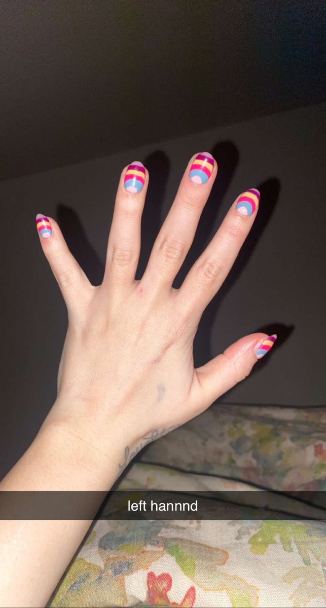 dollphace20's tweet photo. obsessed w my nails i did myself using all gel polish💕 can’t wait to do a matching pedicure tomorrow but w smiley faces😭 https://t.co/J8Z2ETwgGj