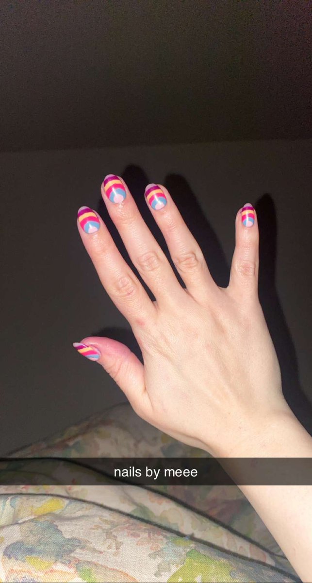 dollphace20's tweet photo. obsessed w my nails i did myself using all gel polish💕 can’t wait to do a matching pedicure tomorrow but w smiley faces😭 https://t.co/J8Z2ETwgGj