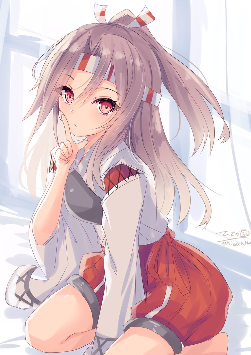 zuihou (kancolle) 1girl solo japanese clothes headband long hair hachimaki muneate  illustration images