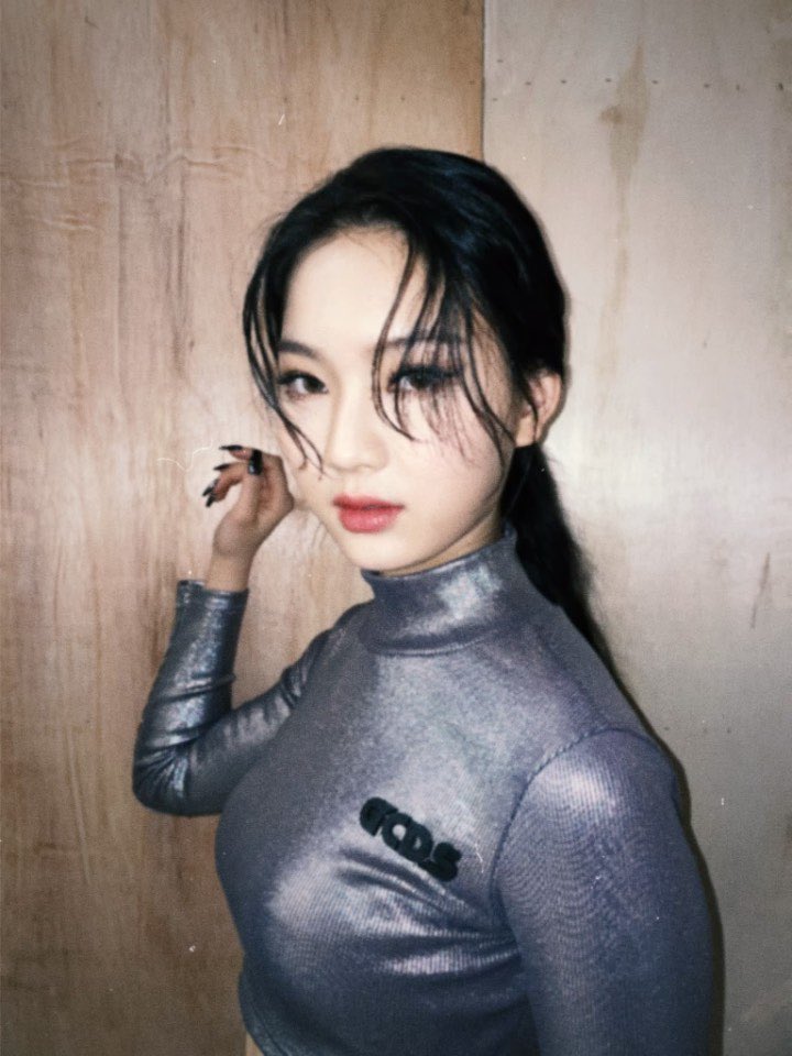 instagram update #ISA #아이사