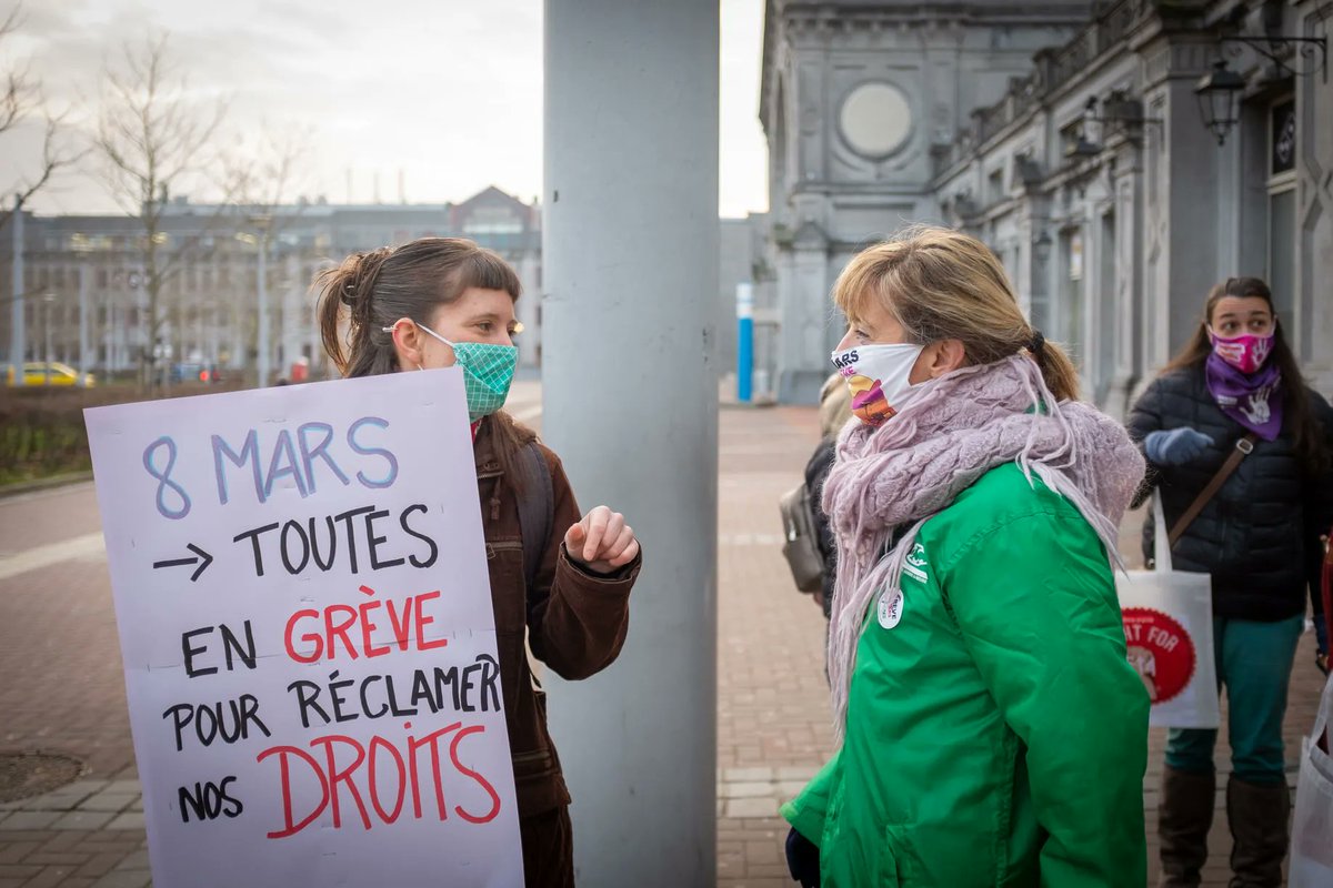 Ce 8 mars, le Collecti.e.f 8 maars appelle une nouvelle fois à une grève féministe en Belgique ✊🏾✊🏽✊🏼 Découvrez comment faire grève et lisez l'appel à la grève complet sur leur site: buff.ly/3vCMitz #GreveFeministe #8mars2022