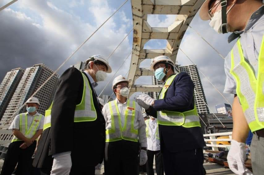 ph_opafa's tweet photo. Chief of Presidential Protocol &amp; Presidential Assistant on Foreign Affairs Usec. Robert E.A. Borje &amp; Chinese Ambassador to the PH Huang Xilian led the on-site inspection of the China-funded Binondo-Intramuros (B-I) bridge.
#WorkingPAFA #DuterteLegacy @Chinaembmanila
📸 @pnagovph https://t.co/i2WGZgL2qE